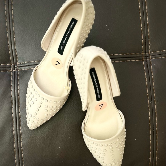 Heels - Picture 5 of 8